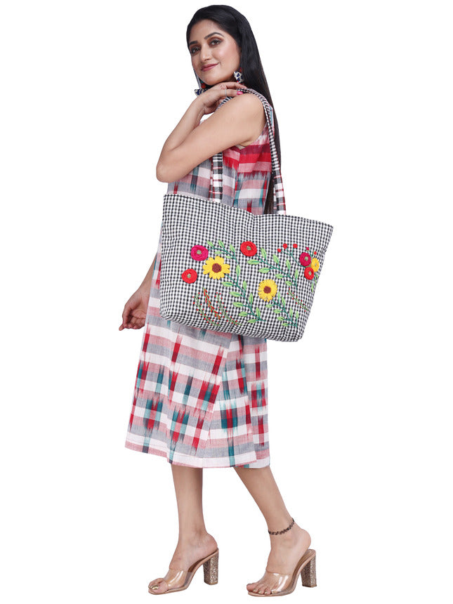 Tote Bag Flower Hand-Emboidered Female Gamcha Fashion Handloom Fabric White BAG06