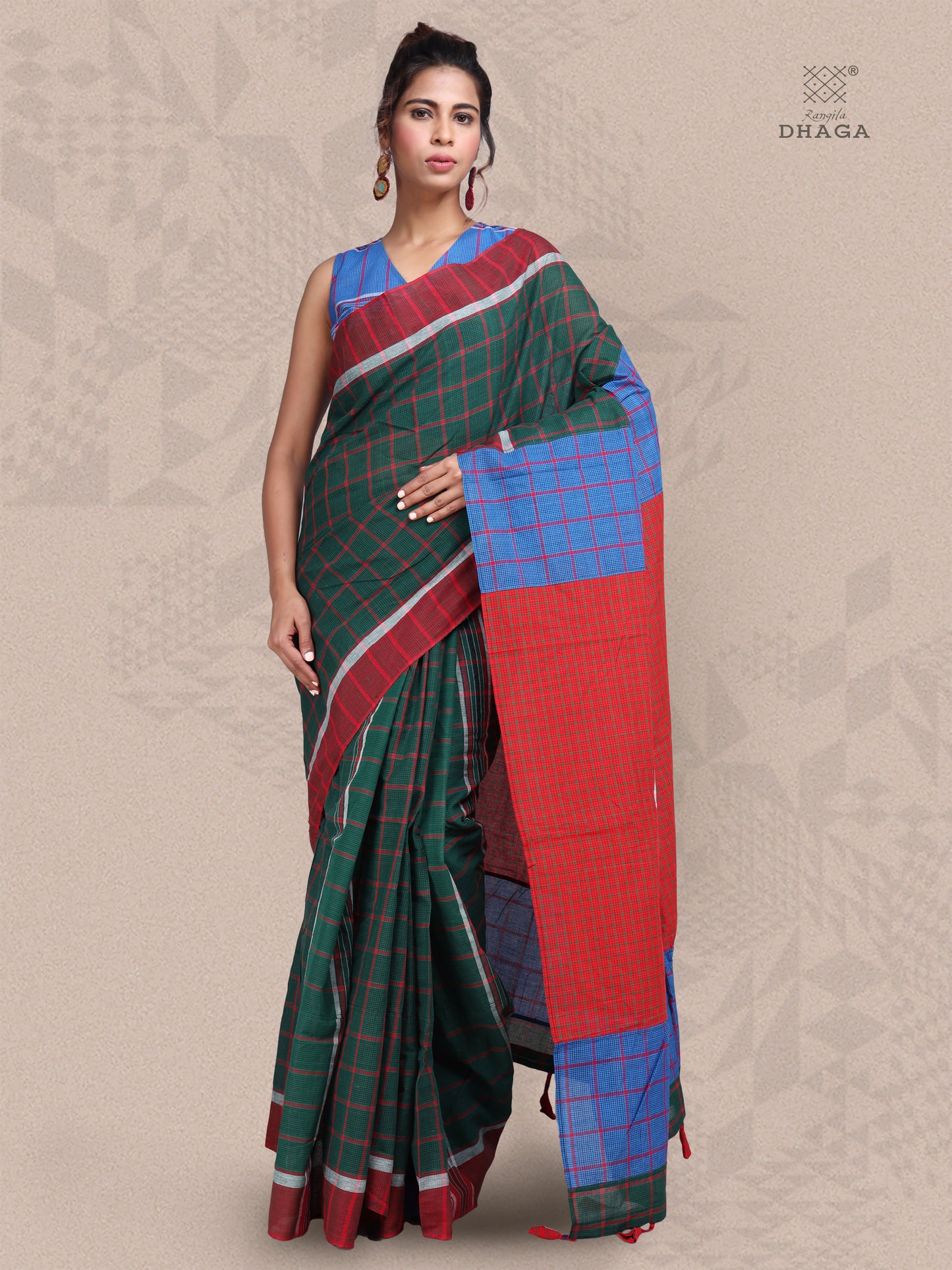 Saree Ikkat Gamcha Fashion Handloom Cotton Fabric Dark Green and Red GS28