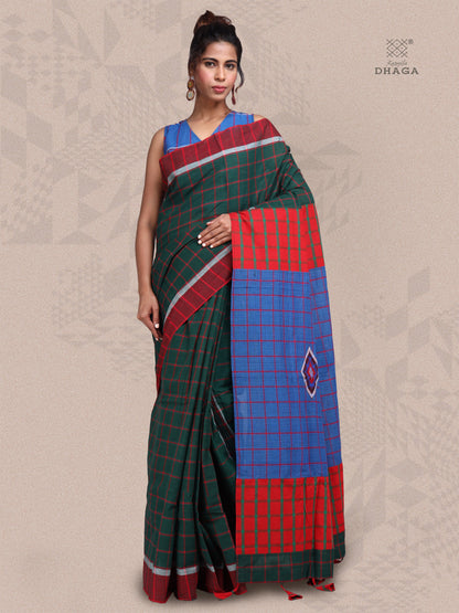 Saree Ikkat Gamcha Fashion Handloom Cotton Fabric Dark Green and Red GS29