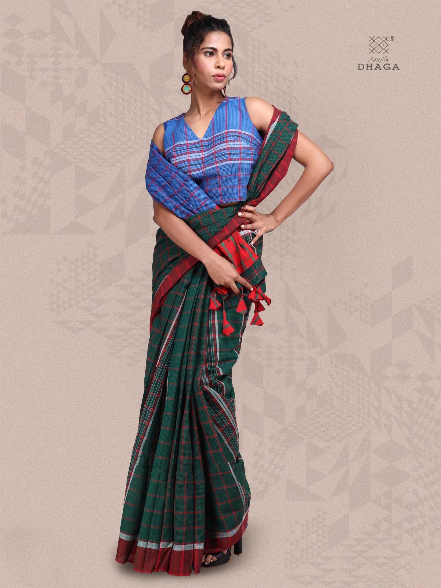 Saree Ikkat Gamcha Fashion Handloom Cotton Fabric Dark Green and Red GS29