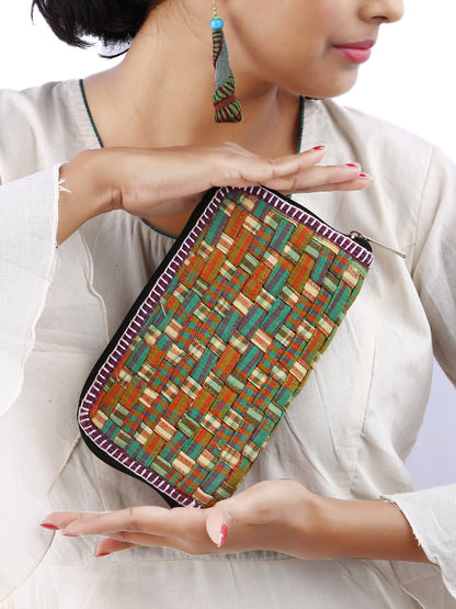 Hand woven Gamcha clutch